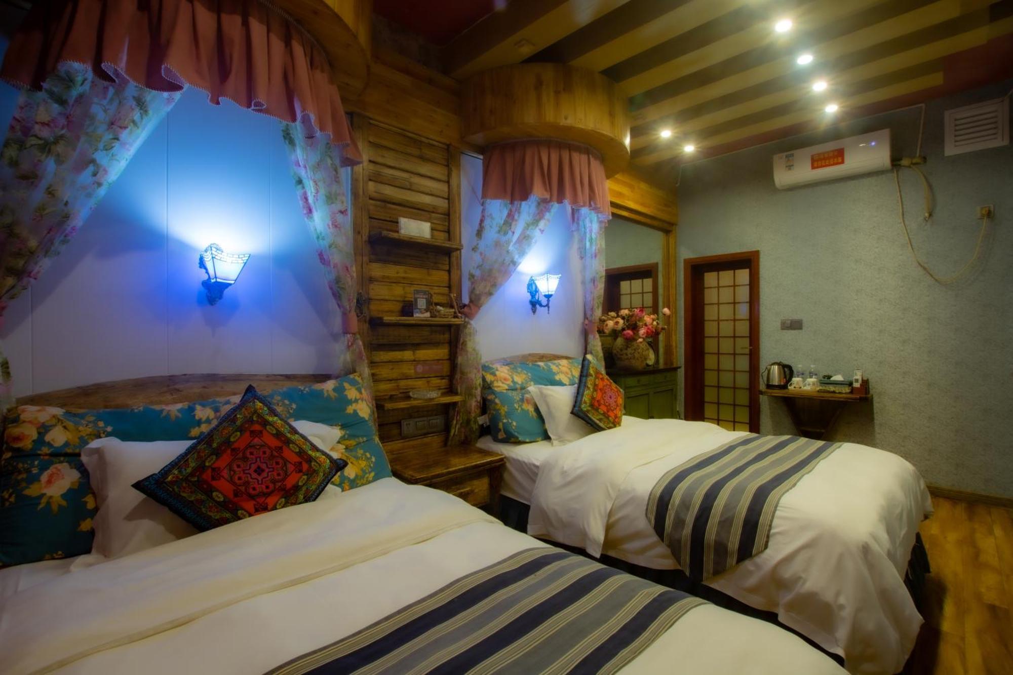 Floral Hotel · Baihui Living Zhangjiajie Bagian luar foto